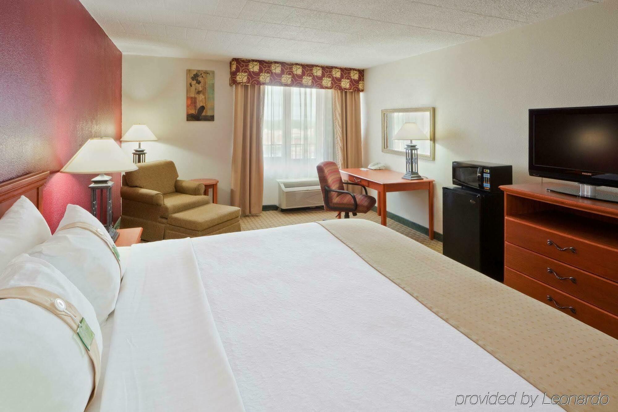 Holiday Inn Express Aberdeen-Chesapeake House By Ihg Δωμάτιο φωτογραφία